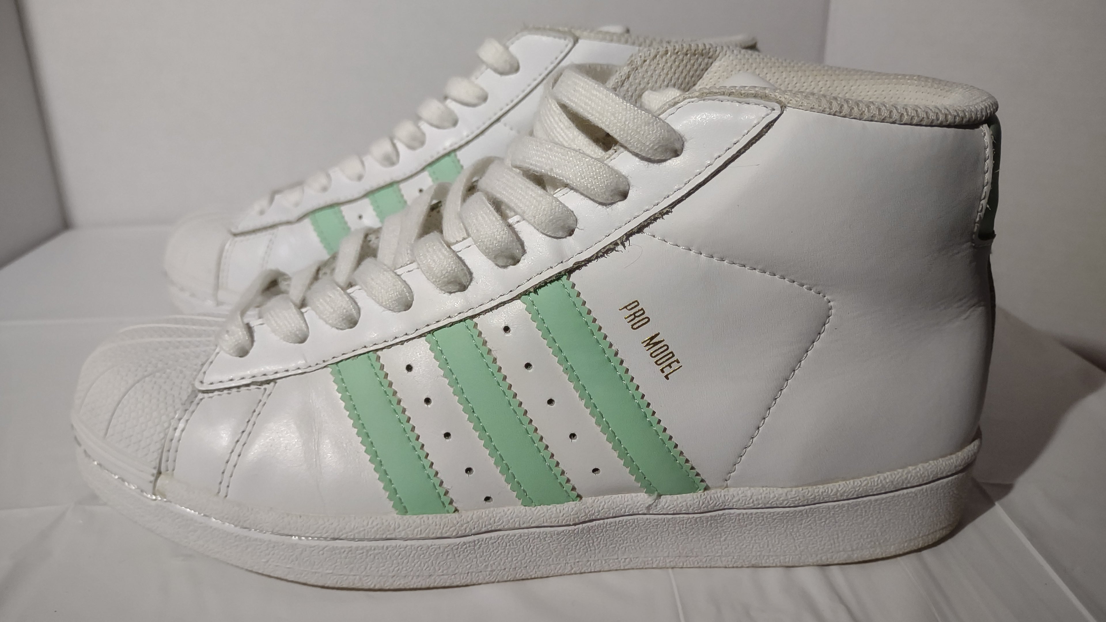ADIDAS Pro Model