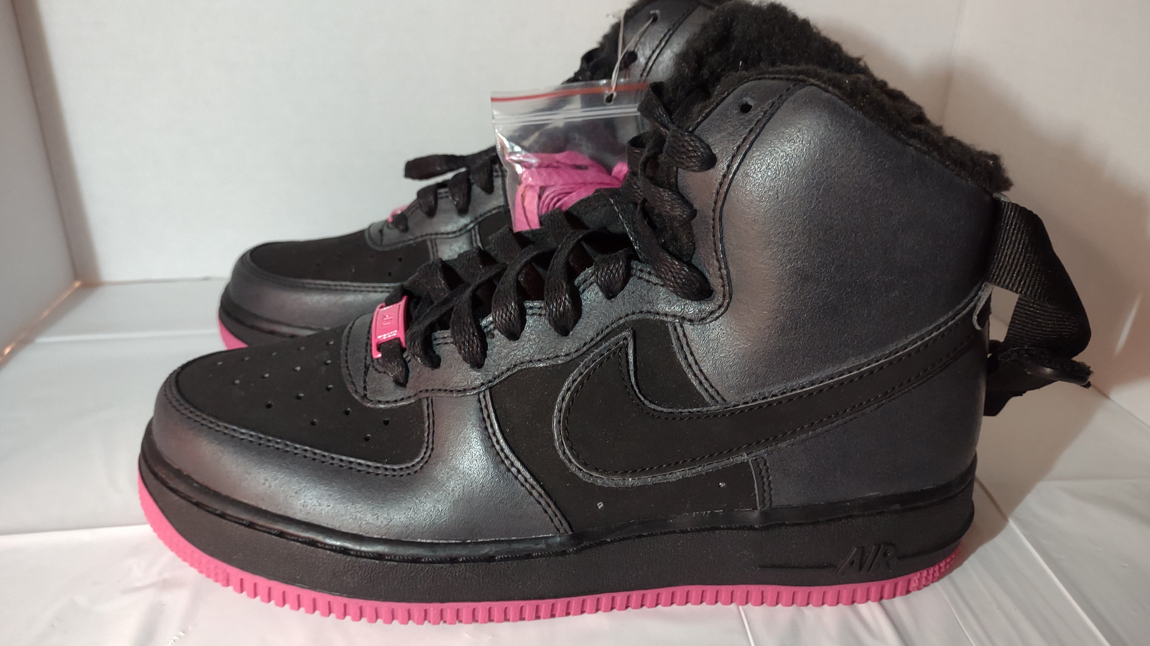 Nike AF1 LV8 Fur