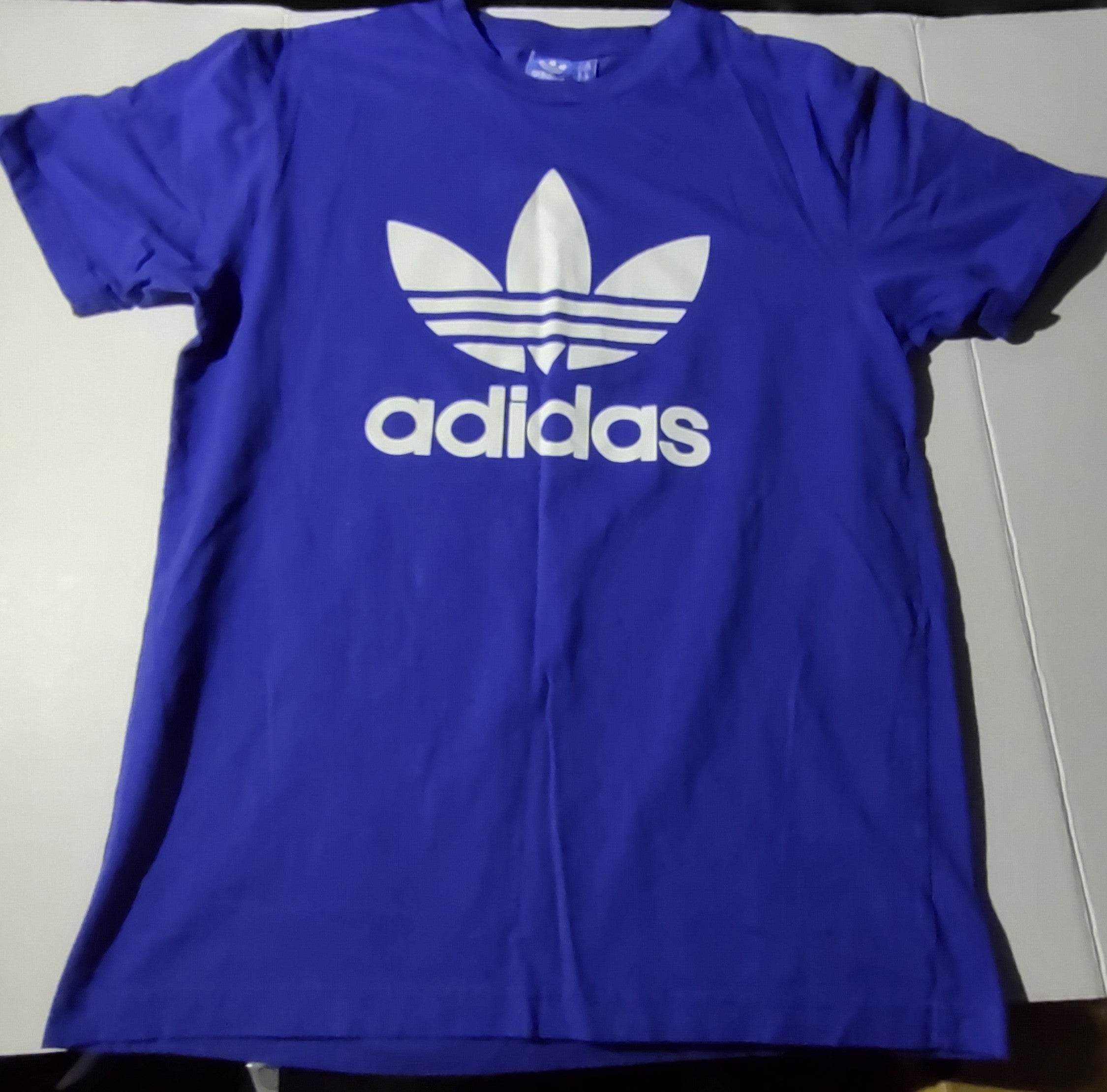 Adidas T-Shirt