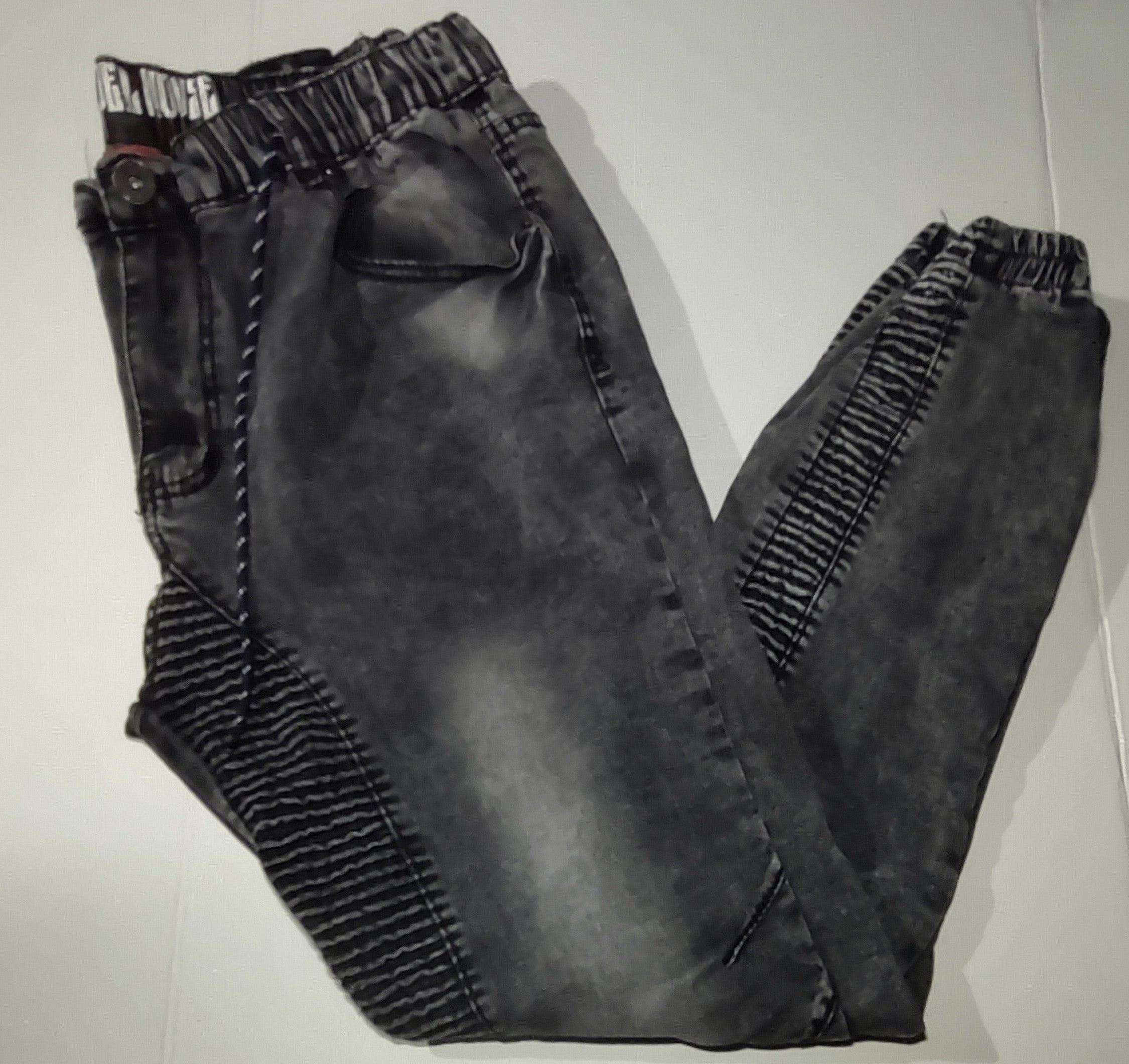 Jewel House Jogger