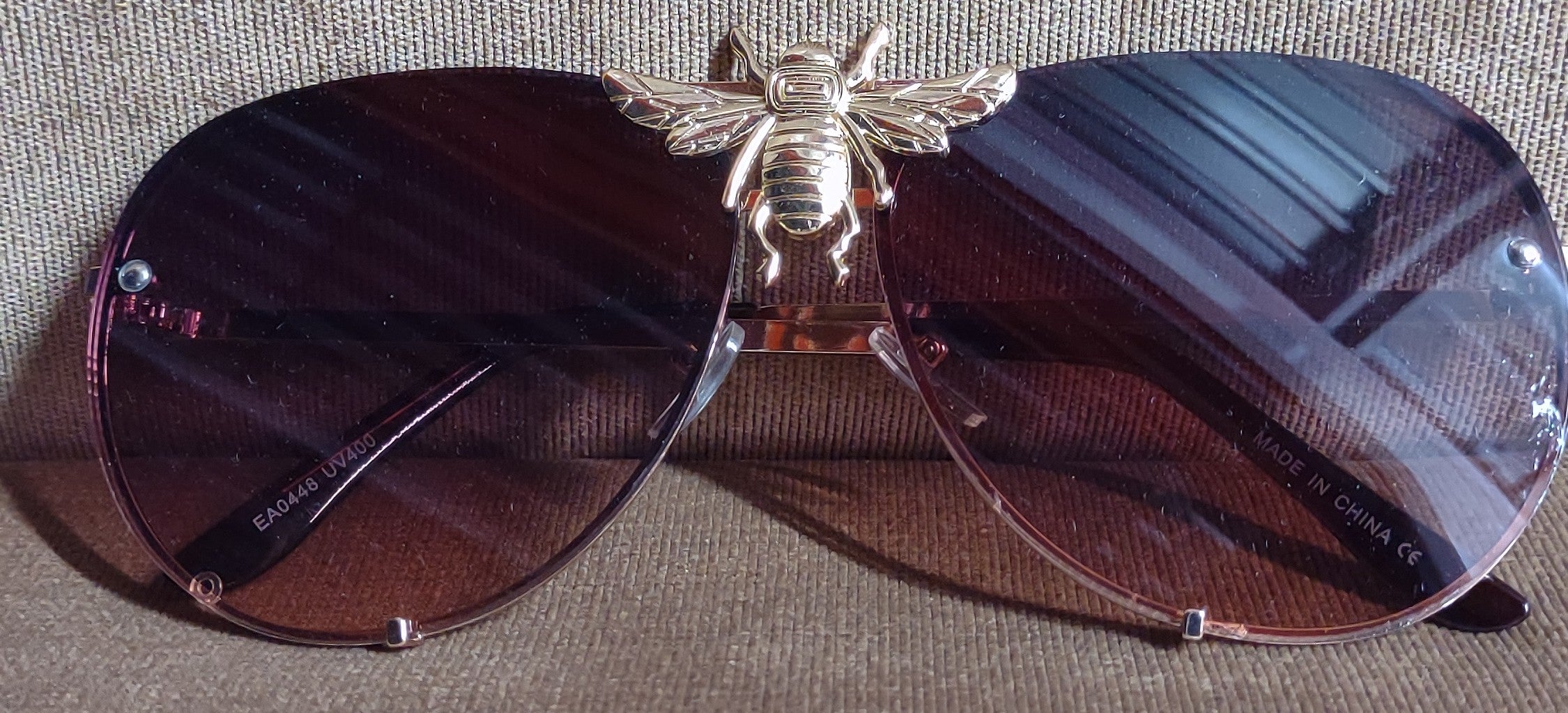 Glasses (Oversized Bee)
