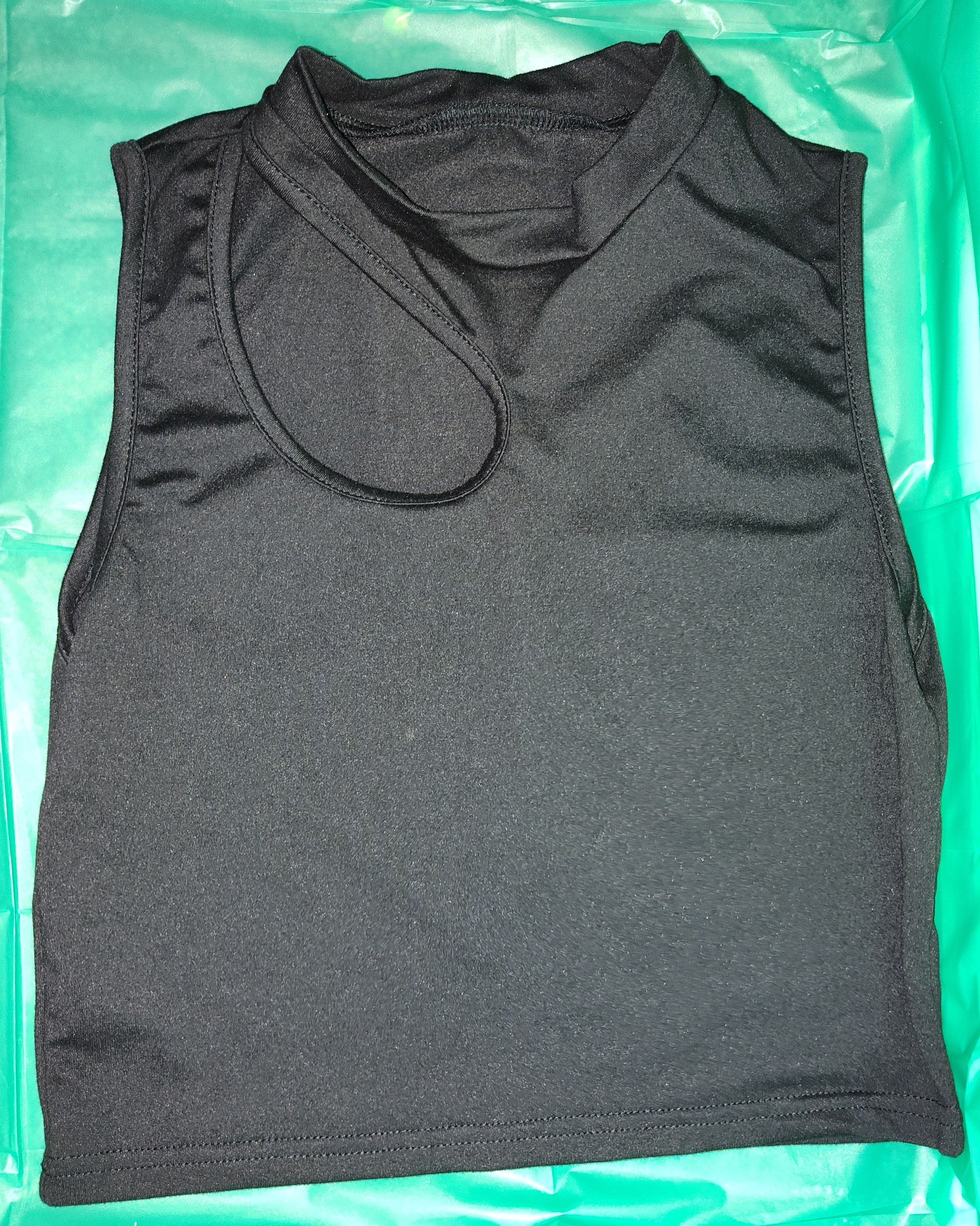 Under Shirt