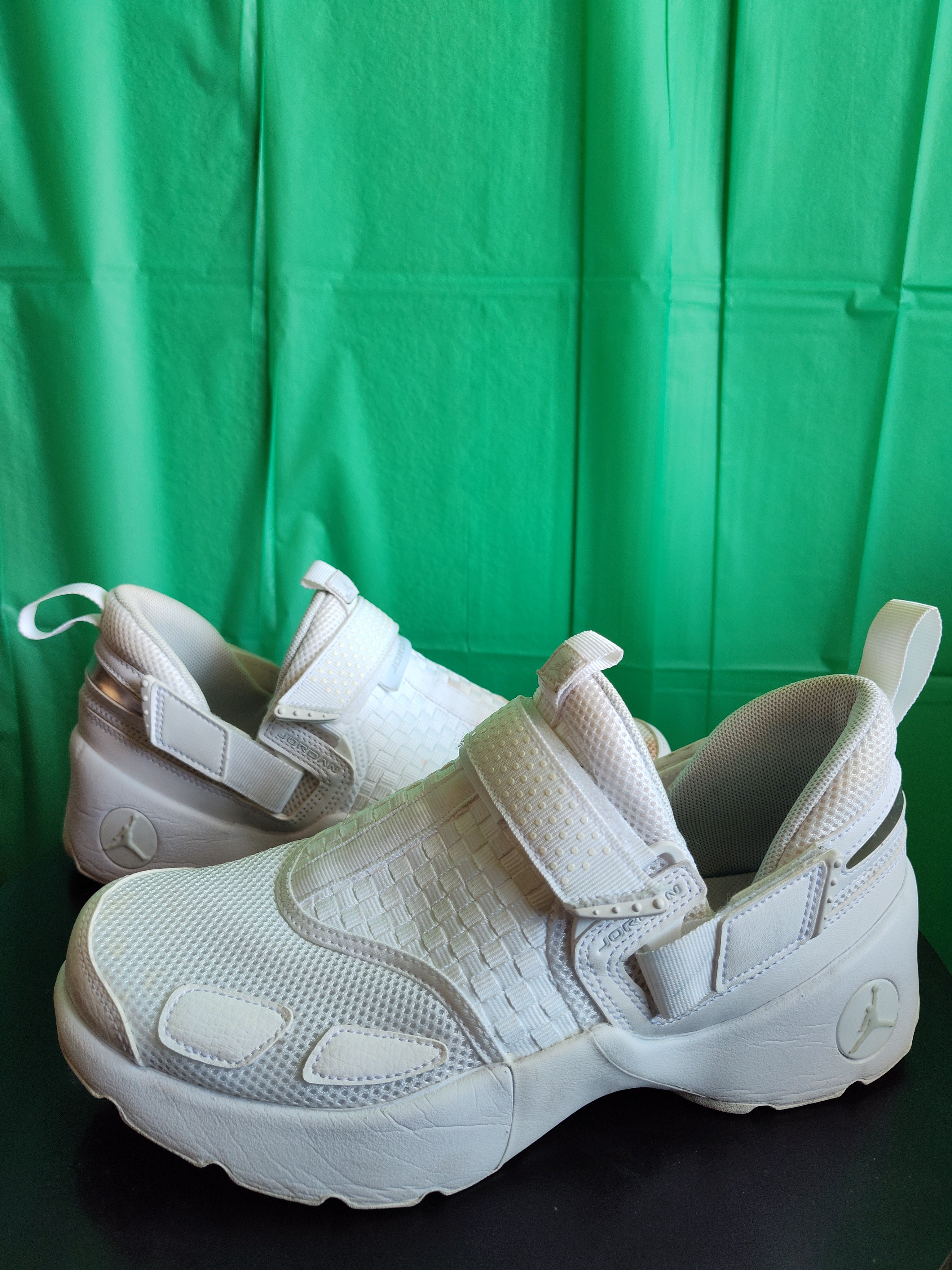 Jordan Trunner LX BG